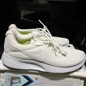 Nike Women's White Mesh Sneakers